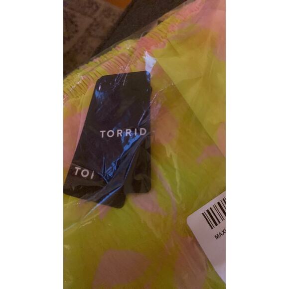 Torrid Silhouette Shadow Floral Maxi Chiffon Strapless Ruffle Dress - Picture 9 of 10